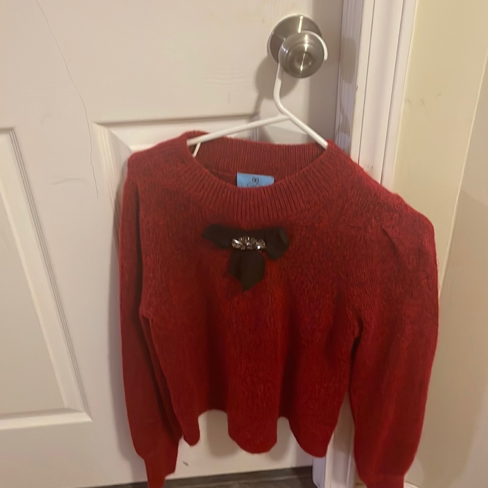 CeCe sweater, perfect for holidays.